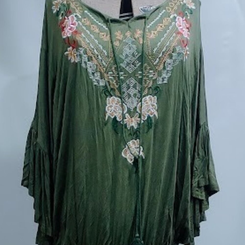 JJ'S FAIRYLAND FUN GREEN EMBROIDERED BOHO OVERSIZED TASSEL ELASTIC M
